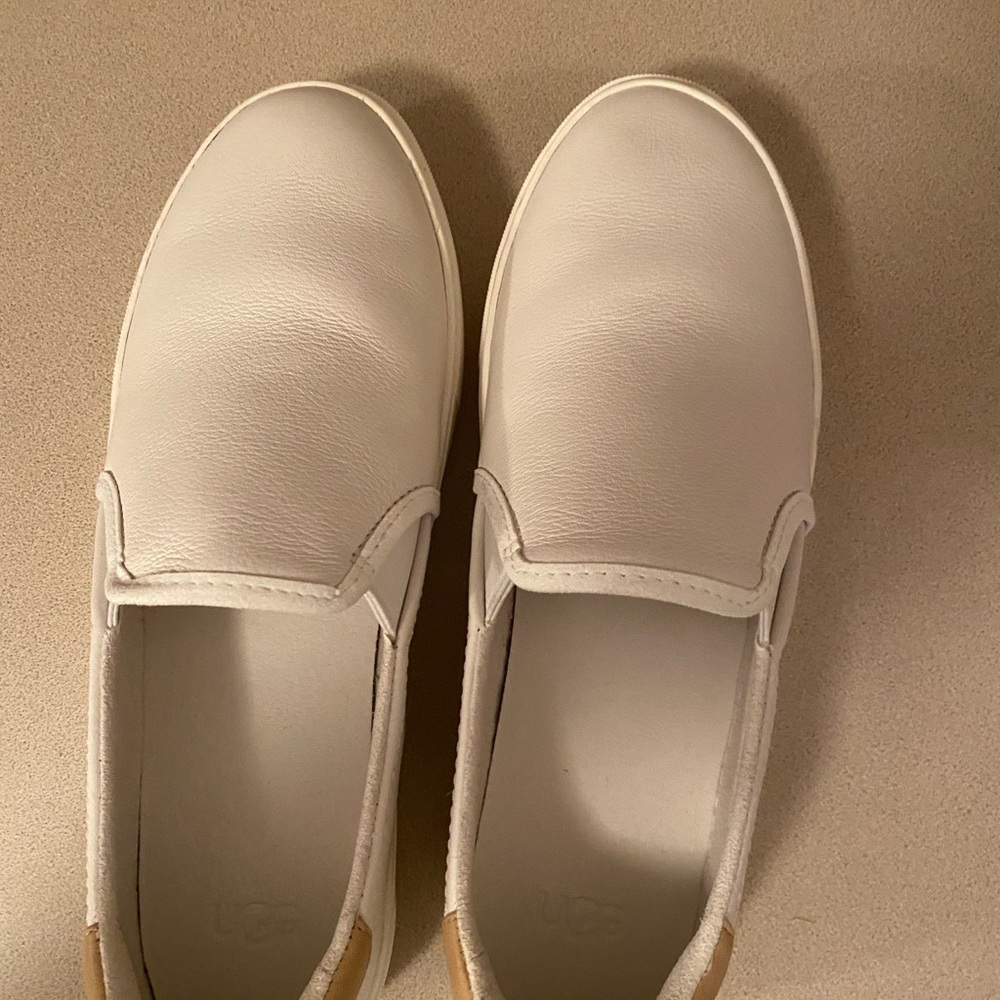 Ugh slip on sneaker